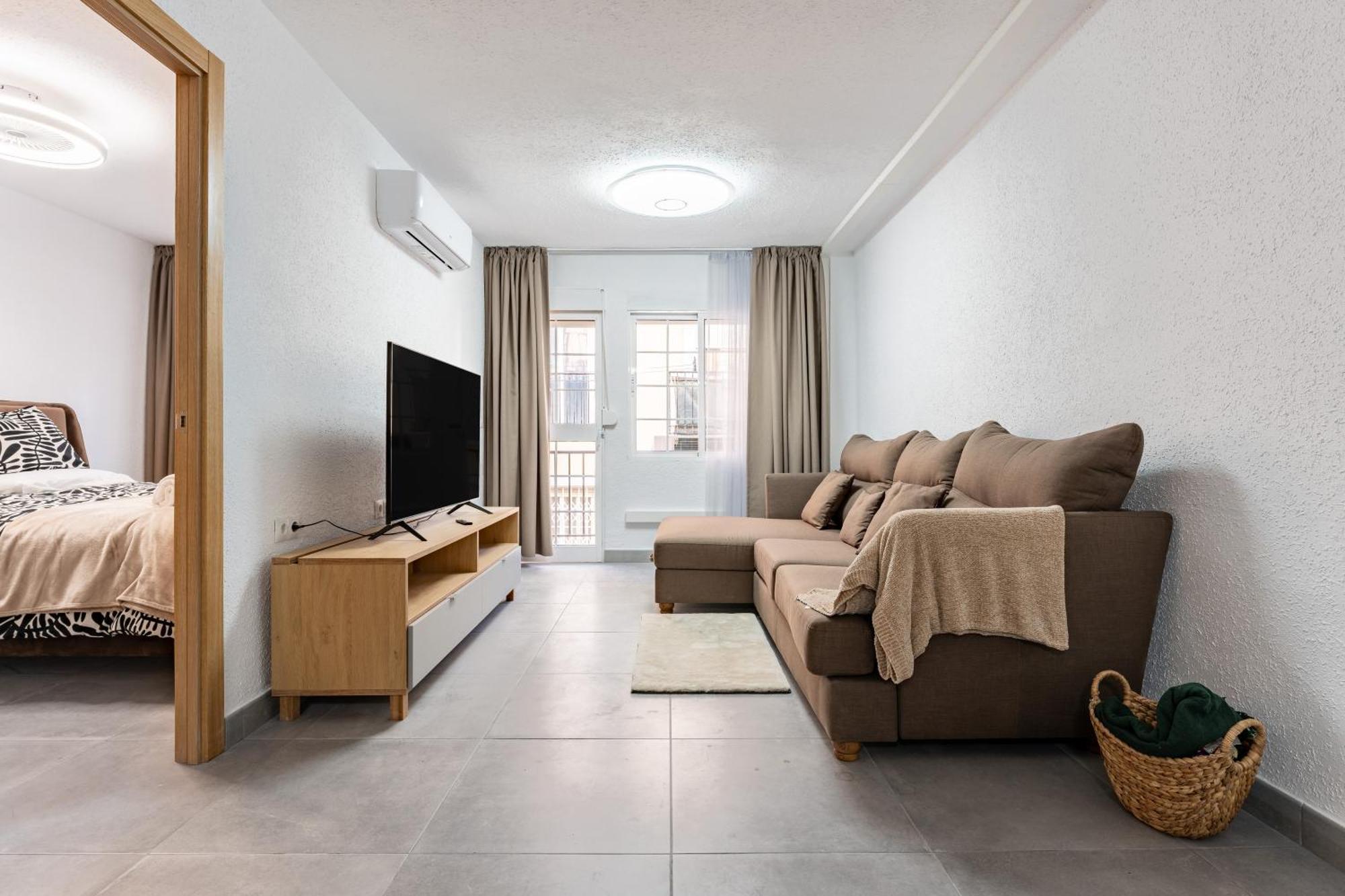 Apartamento Malaga Centro Luaran gambar